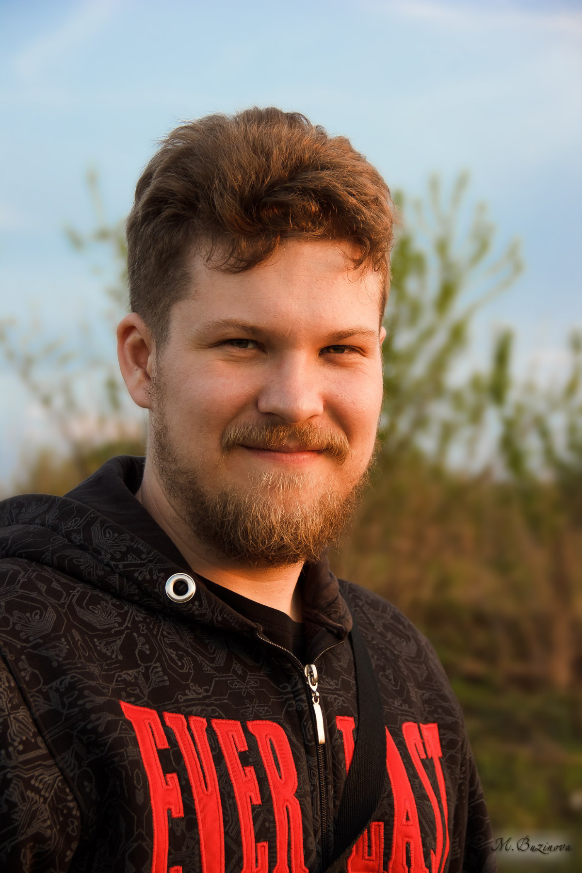 Артем Бузинов