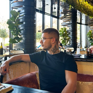 Влад Соловьев