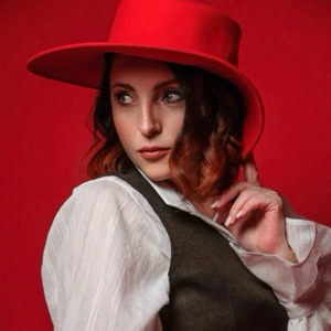 Елена Леонова | Сетка — социальная сеть от hh.ru