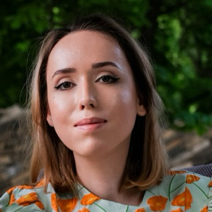 Алина Захарова | Сетка — социальная сеть от hh.ru