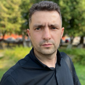 Евгений Изюмов