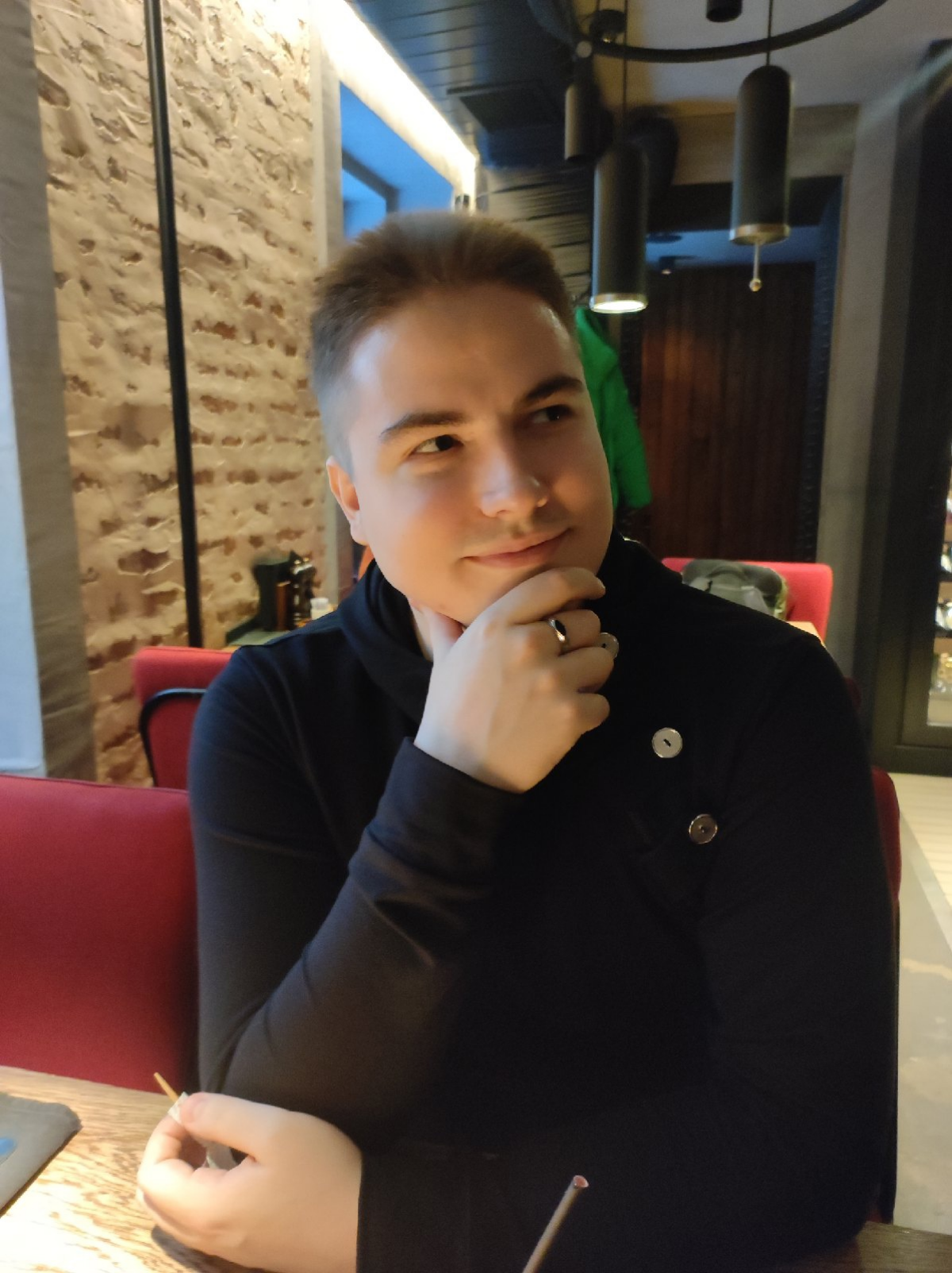 Павел Кучерявый