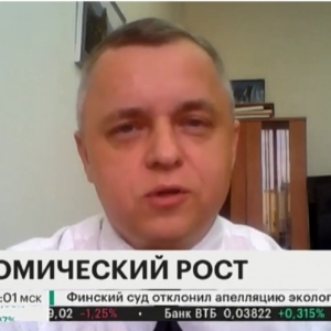 Олег Александров