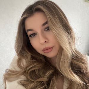 Алина Лебедева