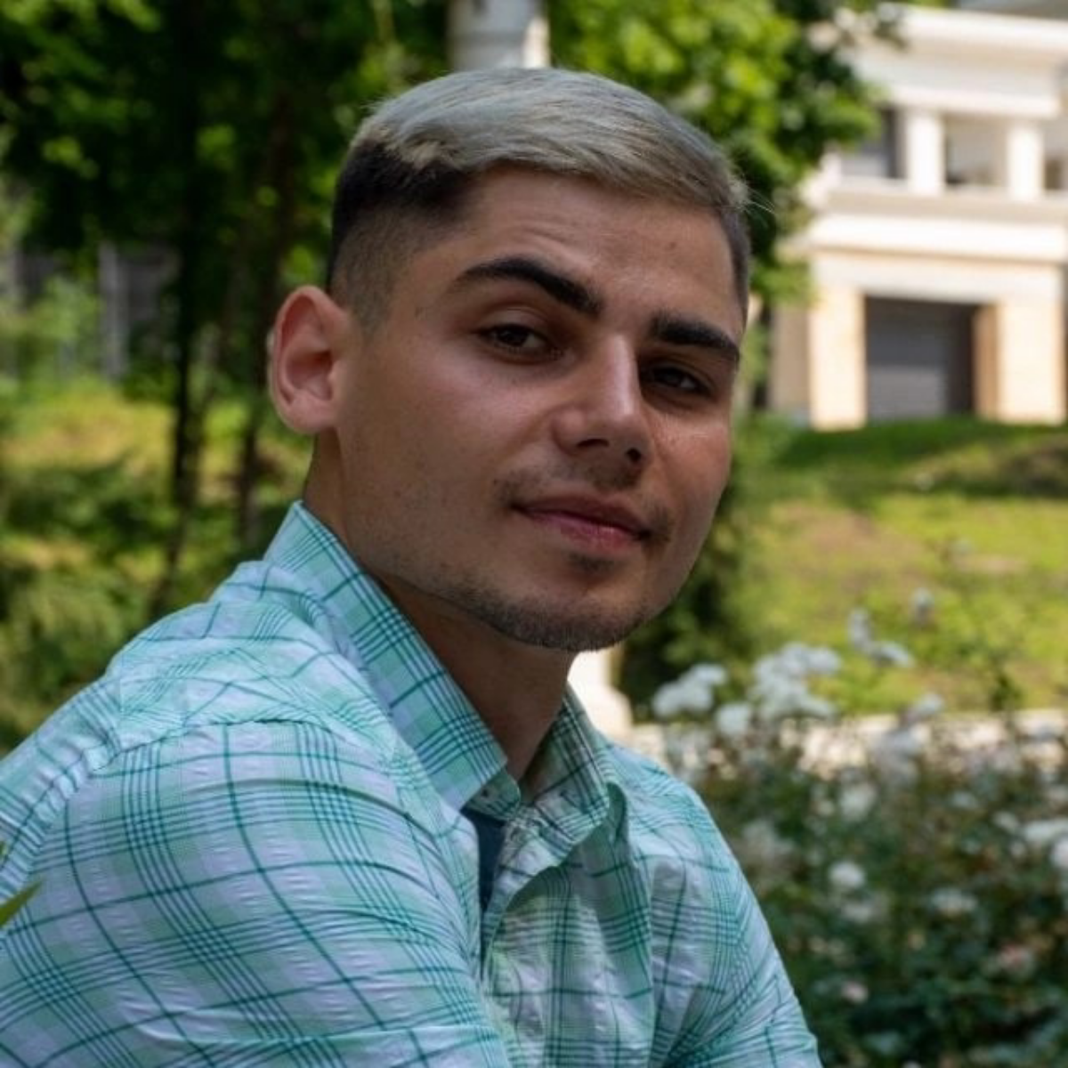 Николай Захаров