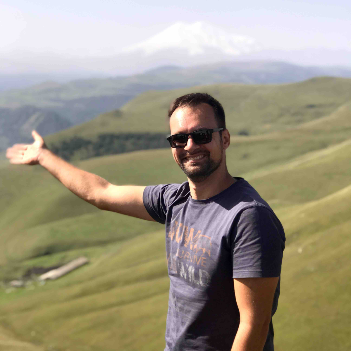 Арсен Григорян