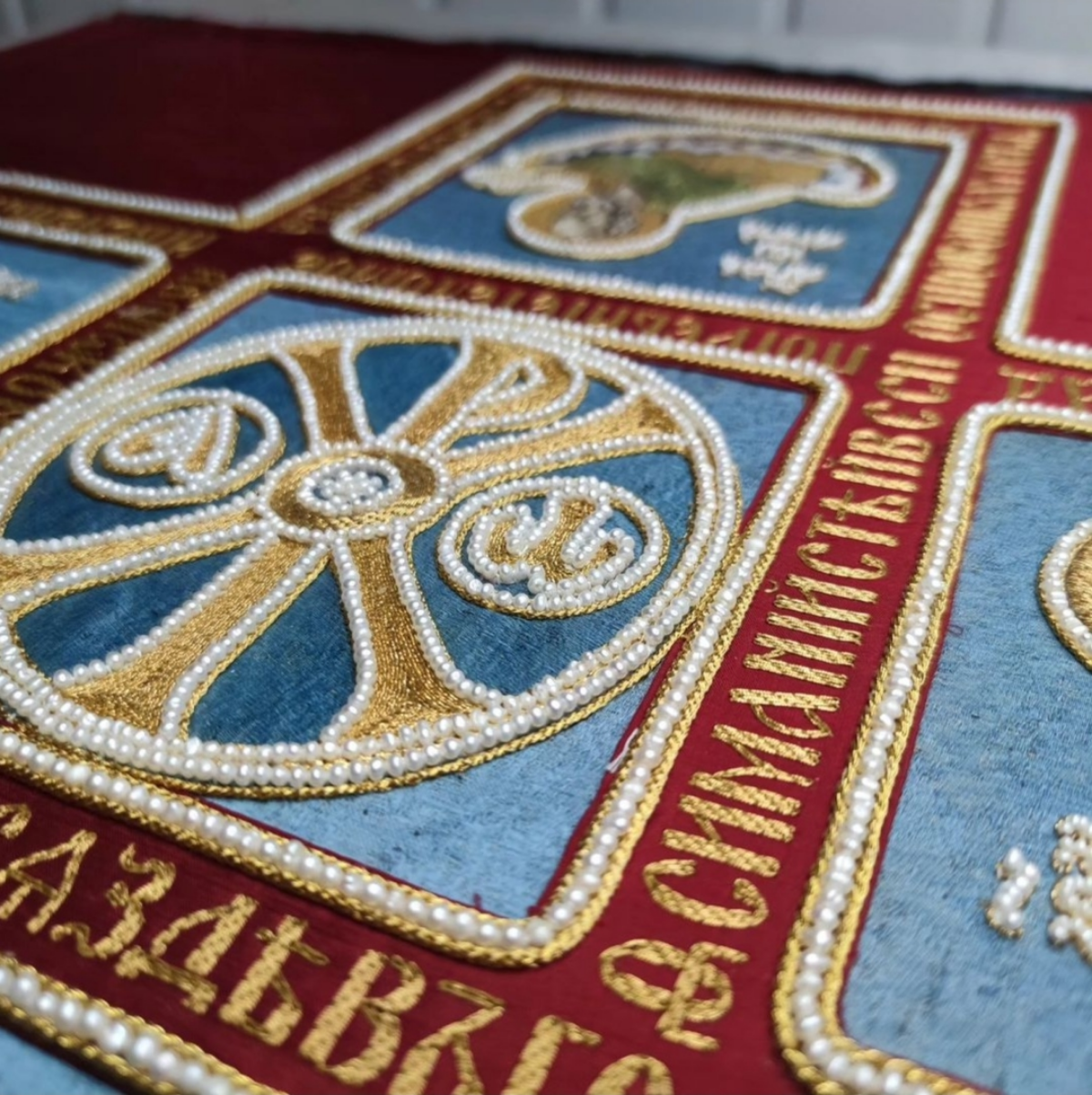 32 часа без сна и еды.
Сборка покровцов. В 00:20  вторых суток отвезла в монастырь на финальную сборку ( это было уже утро воскресенья, начинала в пятницу в 16:00) | Сетка — социальная сеть от hh.ru