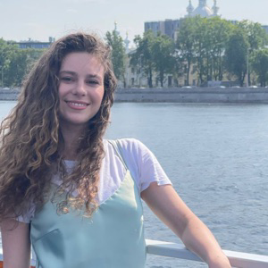 Кристина Алексеенко | Сетка — социальная сеть от hh.ru