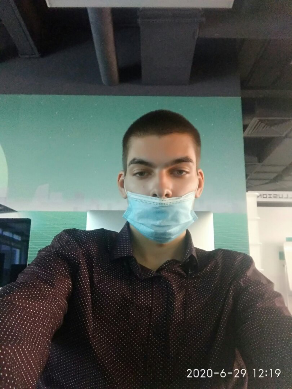 Александр Довгий