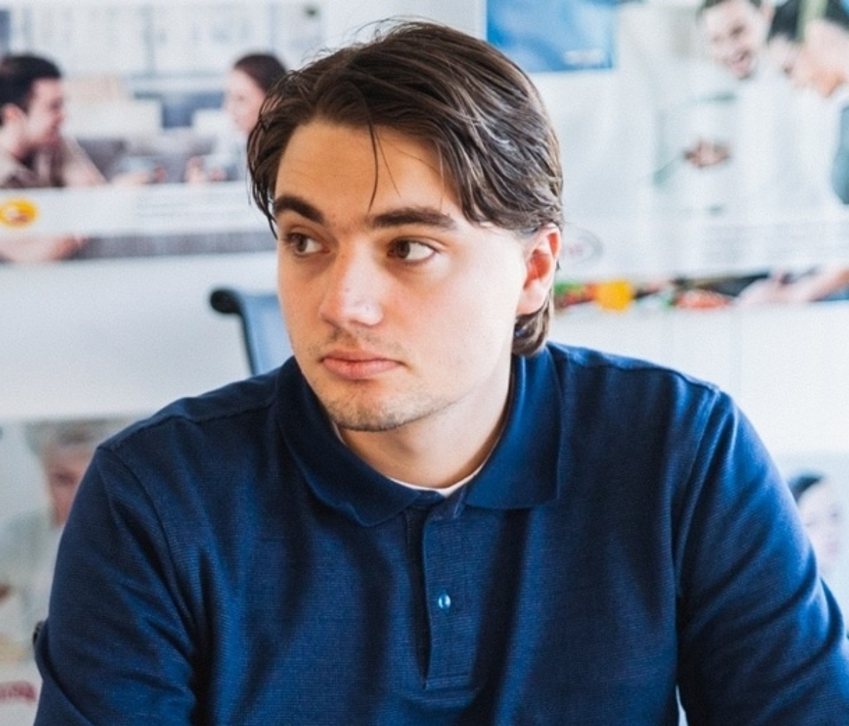 Максим Шмелев | Сетка — социальная сеть от hh.ru