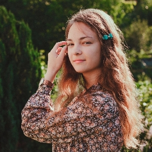 Эма Удальцова