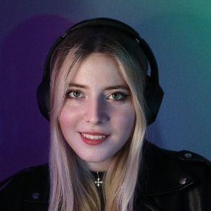 Карина Смирнова | Сетка — социальная сеть от hh.ru