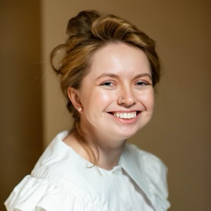 Юля Романова | Сетка — социальная сеть от hh.ru