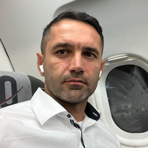 Роберт Эльзессер