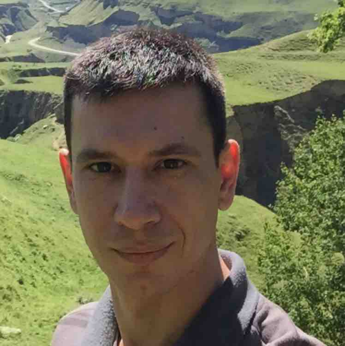 Али Каримов | Сетка — социальная сеть от hh.ru