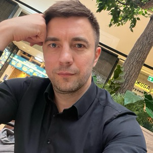 Максим Честикин