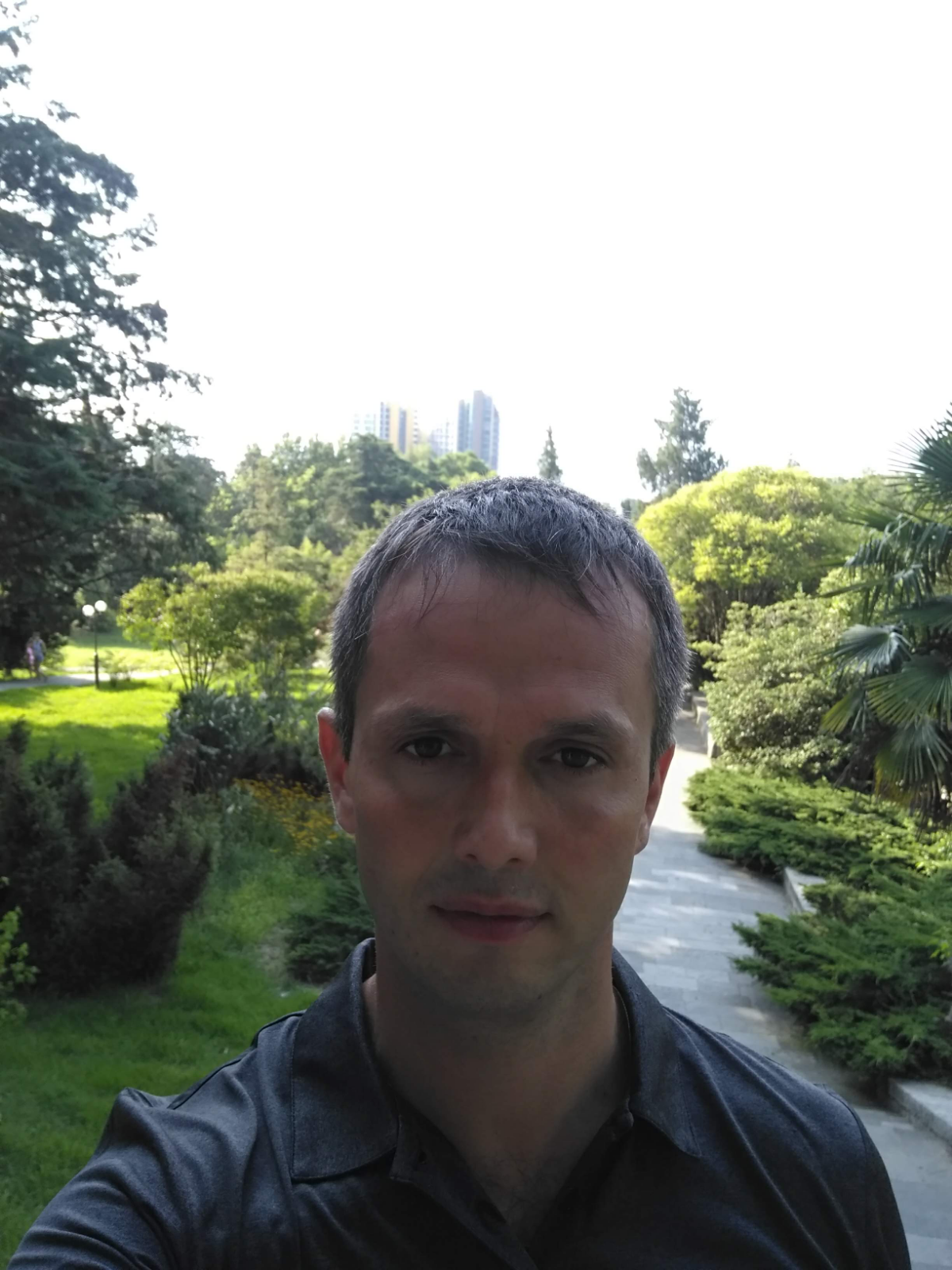 Владислав Кесаев