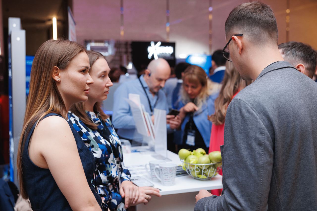 Побывали на TAdviser SummIT 2024 🍏
Наши коллеги представили портфель решений компании и поделились интересными кейсами из практики | Сетка — социальная сеть от hh.ru