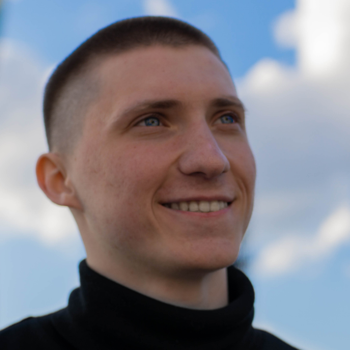 Артем Чернобай | Сетка — социальная сеть от hh.ru