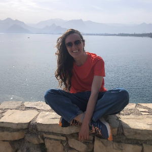 Мария Шутовская