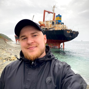 Максим Пономарёв