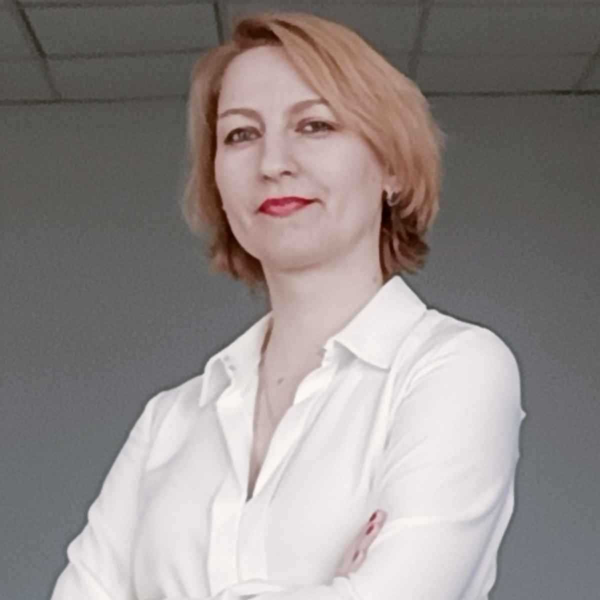 Елена Тихомирова
