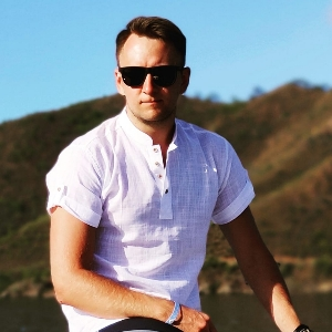 Денис Бесман