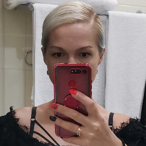 Марианна Космос