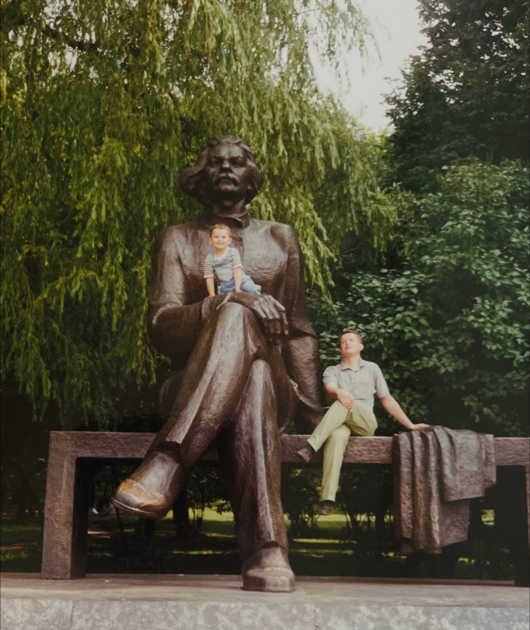 Еще читать не умел, а уже Горького обожал. Мэтч у нас с детства | Сетка — социальная сеть от hh.ru