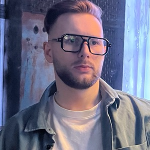 Денис Денисов | Сетка — социальная сеть от hh.ru