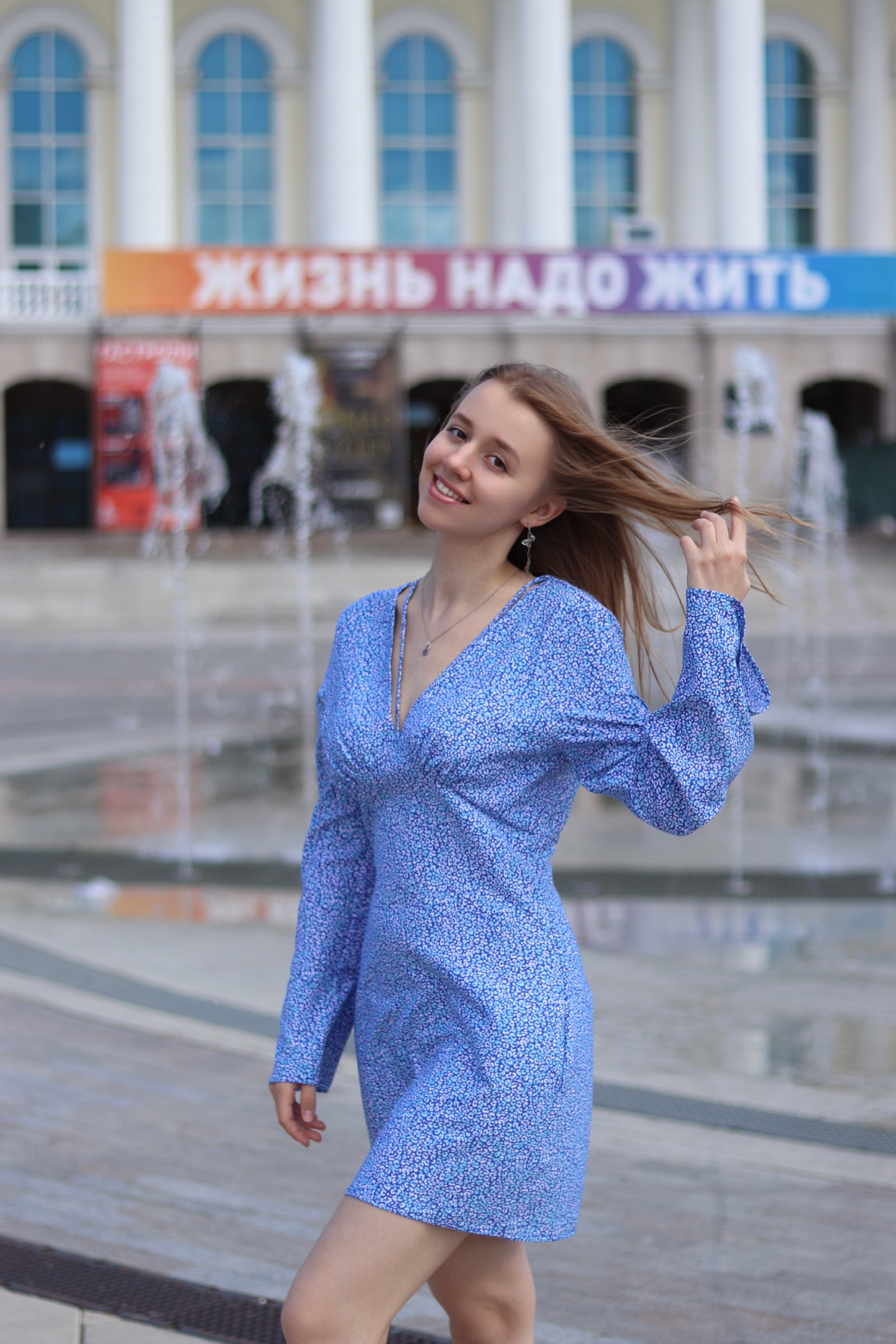 Всем привет! Я Диана. Видеограф, фотограф и журналист по образованию. Сниму для вас классный ролик - рекламу или индивидуальный🎥
Живу в Екатеринбурге. Часто бываю в Тюмени | Сетка — социальная сеть от hh.ru