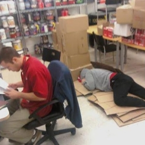 Мемы вместо KPI