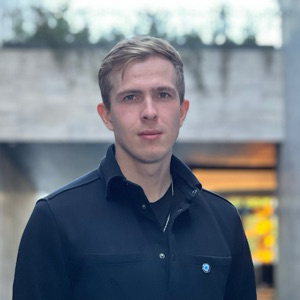 Денис Максимов | Сетка — социальная сеть от hh.ru