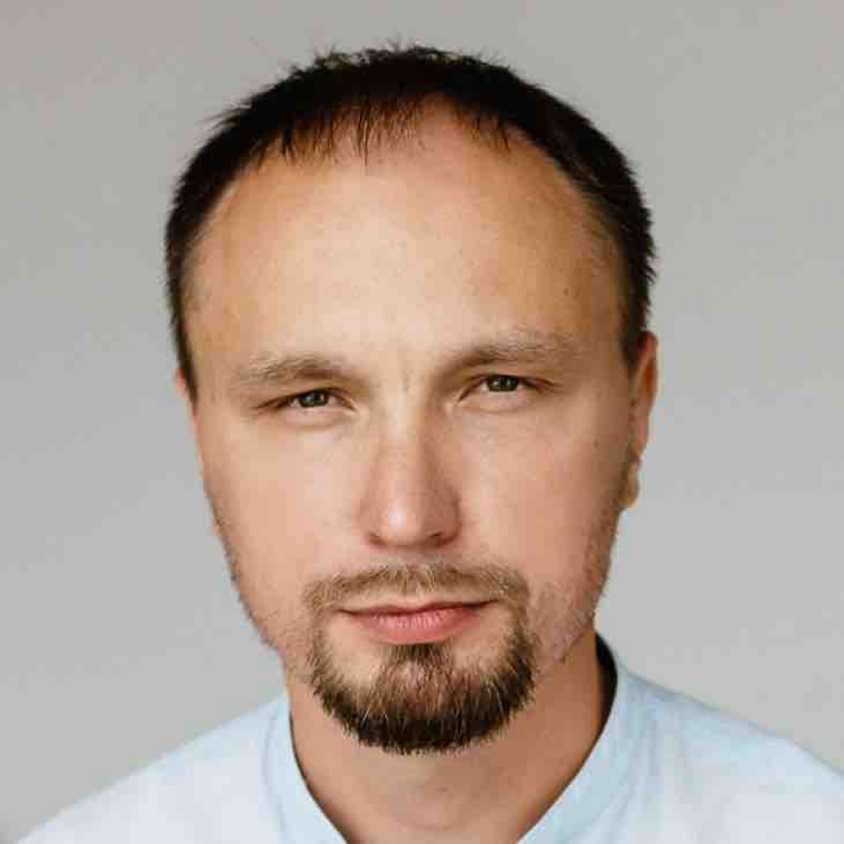 Андрей Новиков