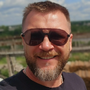 Евгений Ефремова