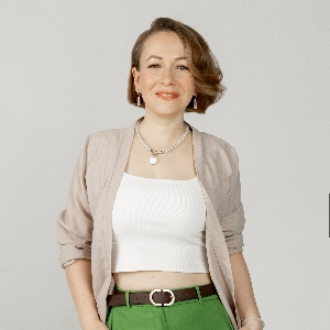 Анна Чернышева