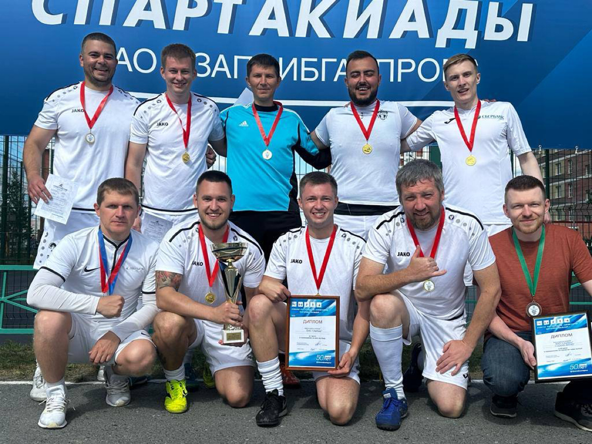 Всем привет, меня зовут Чепин Владислав. Я руководитель VIP - направления в страховой компании Согласие. Расскажу кратко о себе : родился в небольшом городе Тавда, Свердловская область | Сетка — социальная сеть от hh.ru