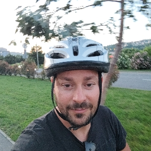 Alexander Daniliants | Сетка — социальная сеть от hh.ru