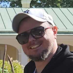 Никита Колушов