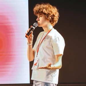 Александр Плеханов