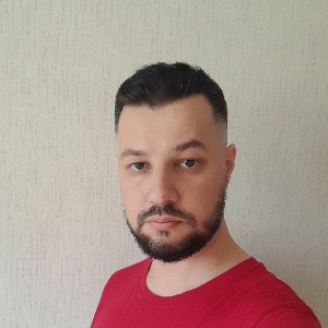Михаил Лапшин
