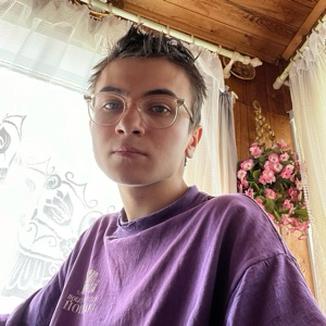 Глеб Емельянов