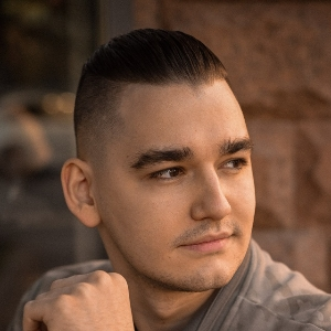 Владлен Смаков