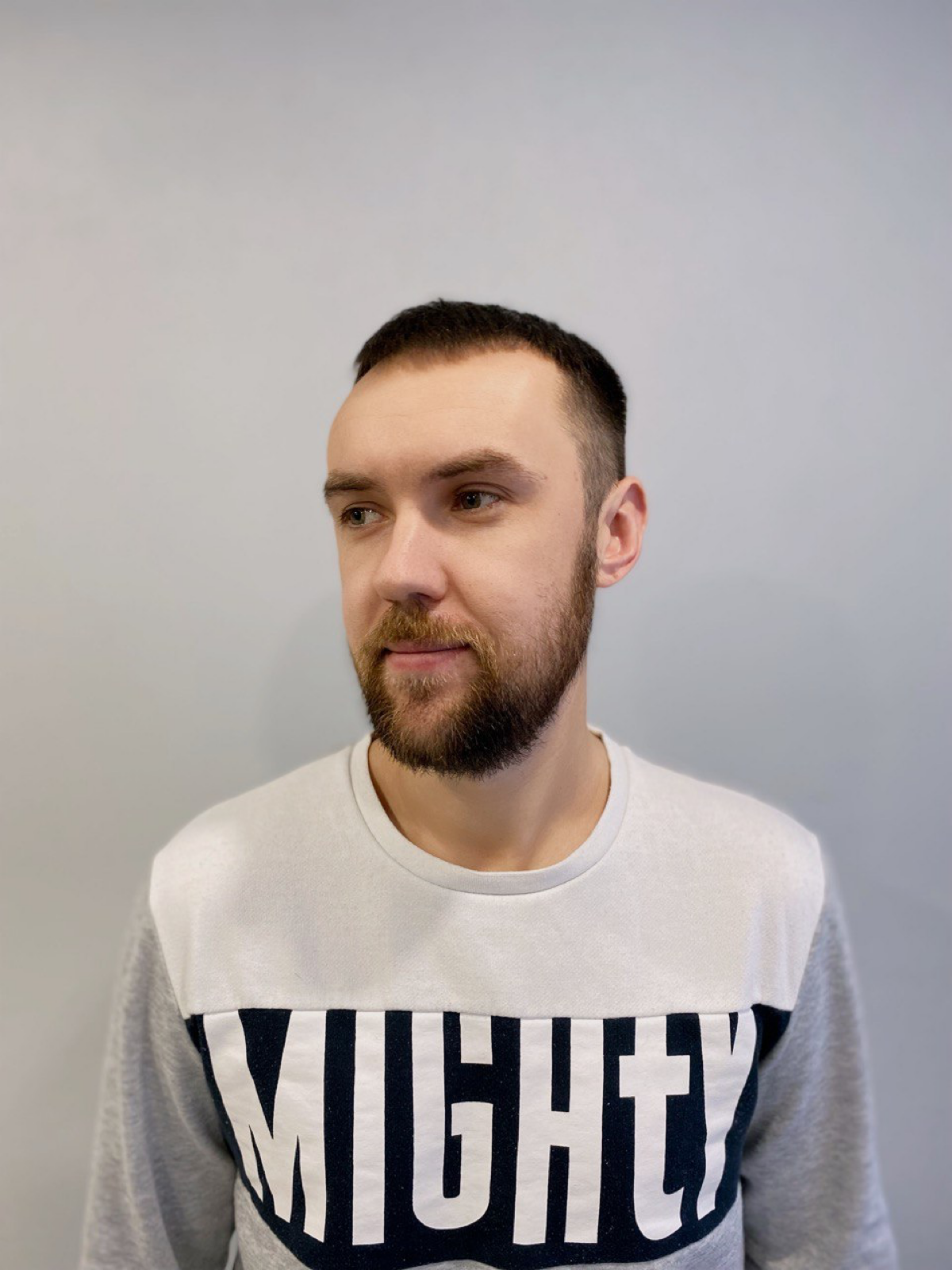 Андрей Влазнев