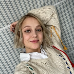 Алина Медведь | Сетка — социальная сеть от hh.ru