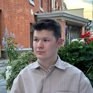 Даниил Лапшин | Сетка — социальная сеть от hh.ru