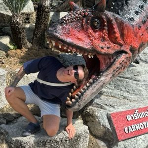 Александр Кам