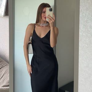 Елена Леонова