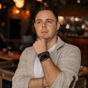 Артем Педан