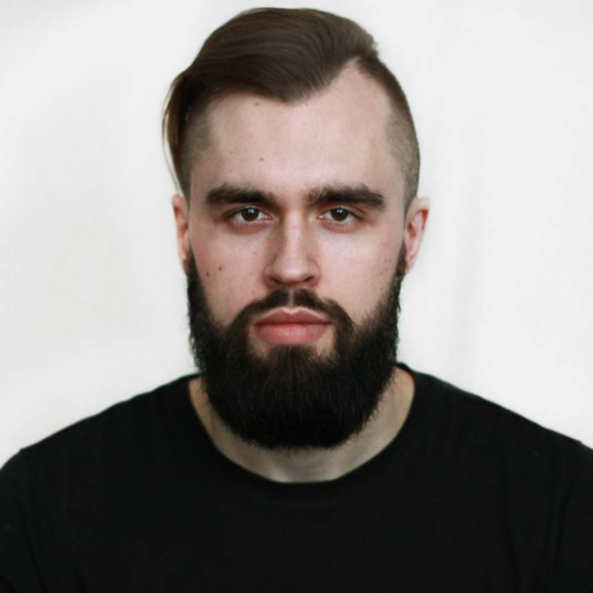 Владимир Сазонов